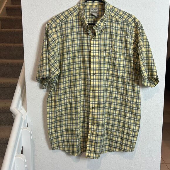 LL Bean Short Sleeve Button Up Shirt Mens Size L Regular Plaid Cotton Yellow - Picture 1 of 9